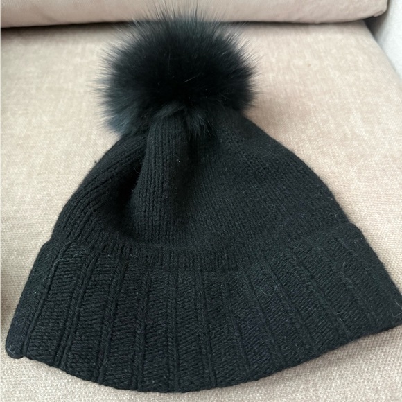 Portolano Black Cashmere Knit Beanie Hat with Real Fox Fur PomPom OS main image 6